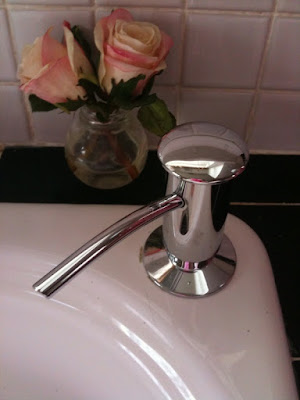 pig soap pump