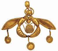 Bee pendant