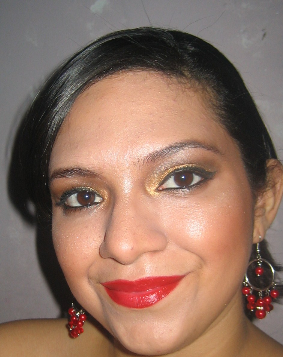 MAQUILLAJE Y BELLEZA Look para un vestido rojo o negroLabios rojos y