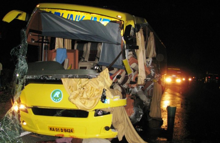 Volvo+bus+accident+in+india