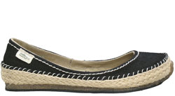 [simple+shoes.jpg]