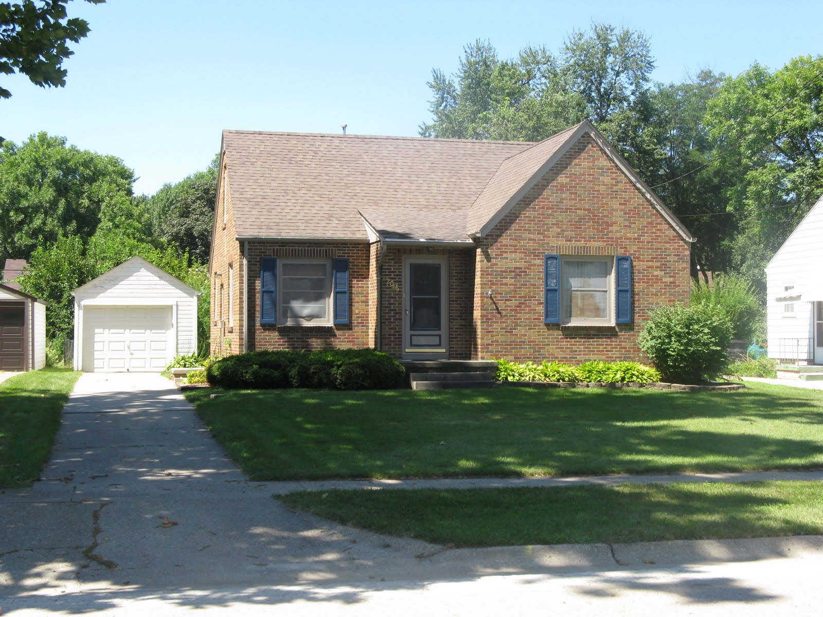 3BR/2BA Beaverdale Brick House For Sale 3BR/2BA Beaverdale Brick House