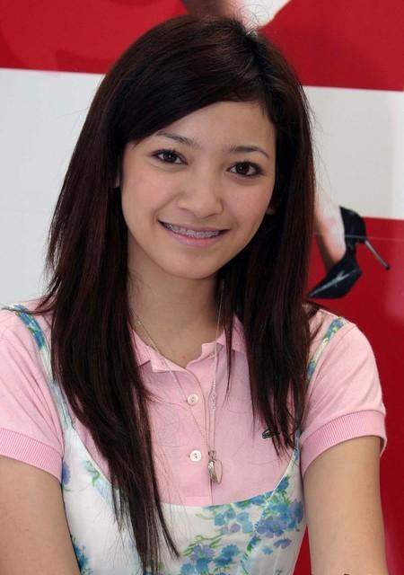 Foto Agni Pratistha Puteri Indonesia 2006
