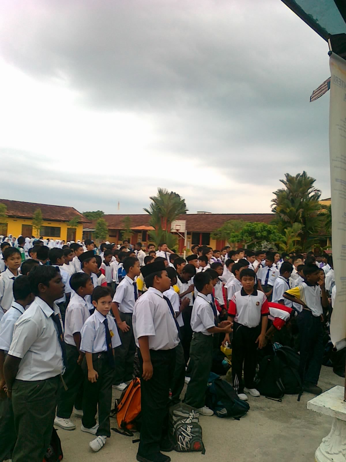 Kursus perdagangan opsi mingguan