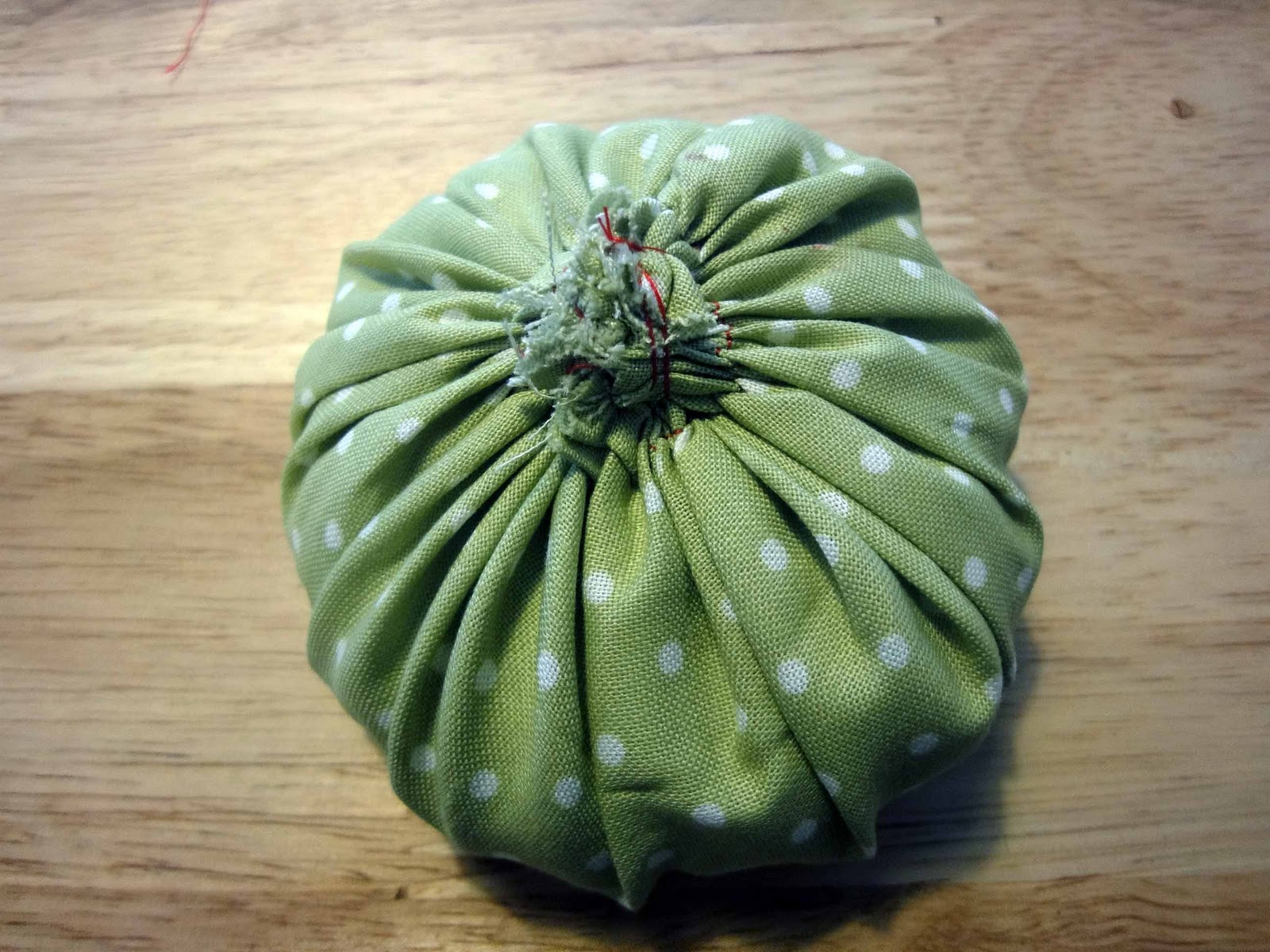 Better Life Blog Emery Sand Pincushion Tutorial