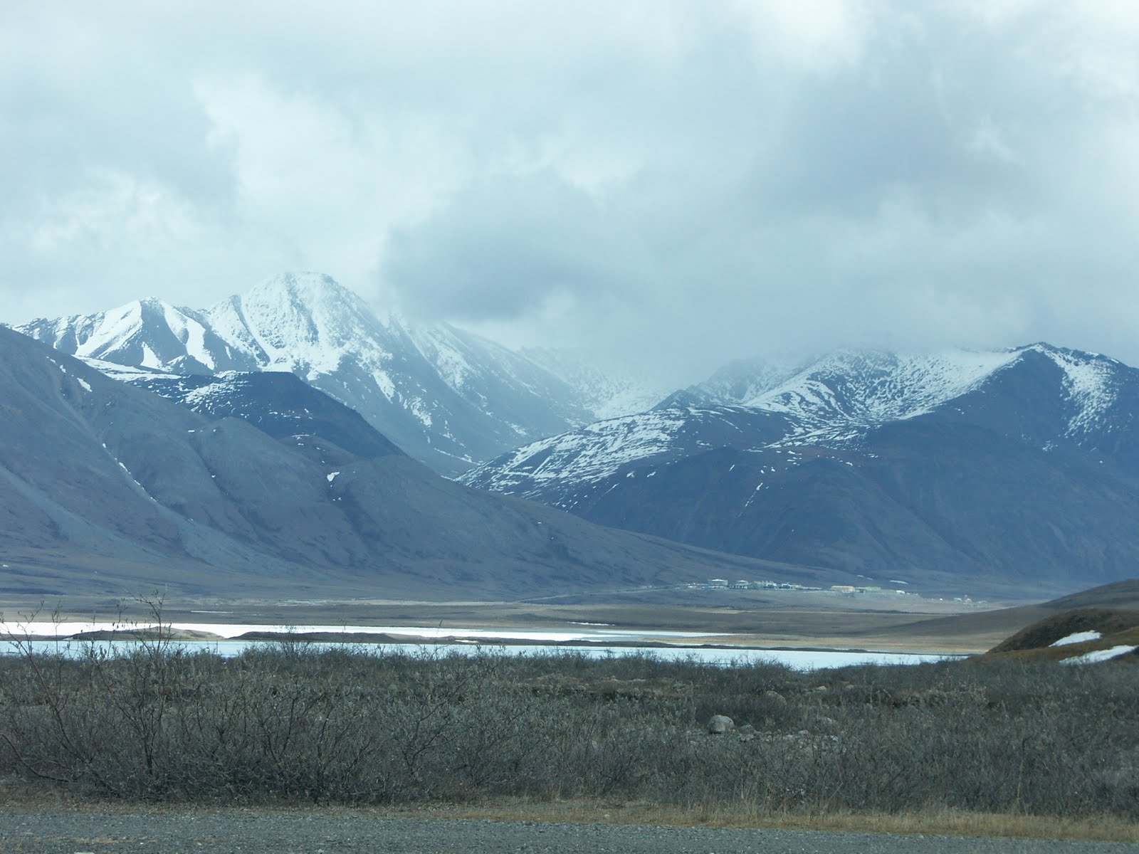 Kriste's Adventures Dalton Highway Coldfoot to Galbraith Lake