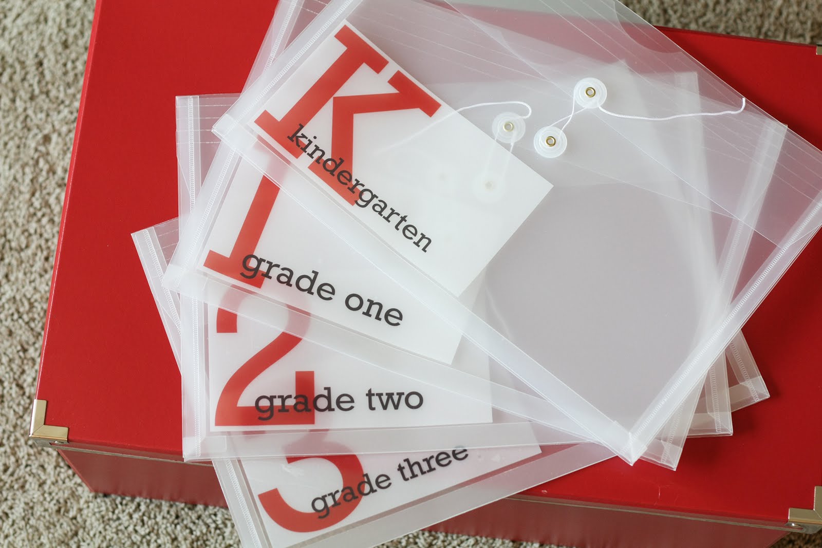 [Pschoolbox_7.jpg]