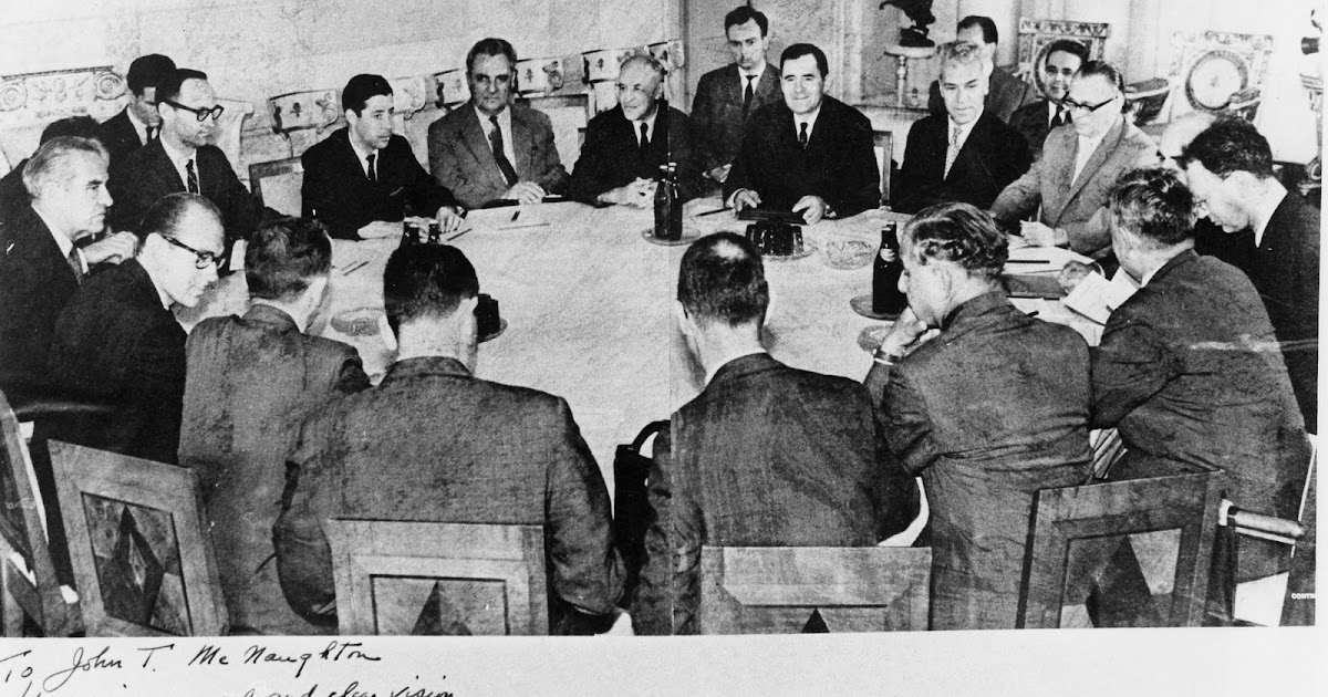 schelling t 1956 an essay on bargaining are 56 Thomas c schelling an essay on bargaining an essay on bargaining author(s): thomas c schelling the american economic review, vol 46, no 3 (jun 1956). schelling t 1956 an essay on bargaining are 56 Thomas c schelling an essay on bargaining an essay on bargaining author(s): thomas c schelling the american economic review, vol 46, no 3 (jun 1956).
