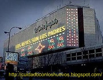 Los REYES son los padres CUIDADO con los HUEVOS humor grafico id=