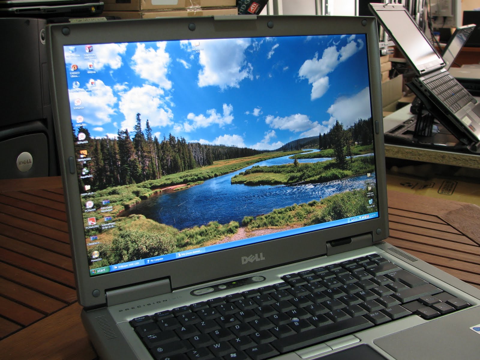 DELL Precision M70 първи впечатления от графична станция с Quadro