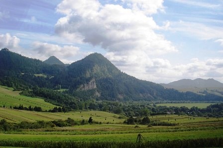 http://4.bp.blogspot.com/_JSmD5eKByN4/TAJs_AVjGWI/AAAAAAAAAYE/qlhgDEFq3vc/s1600/gory_moje_0.jpg