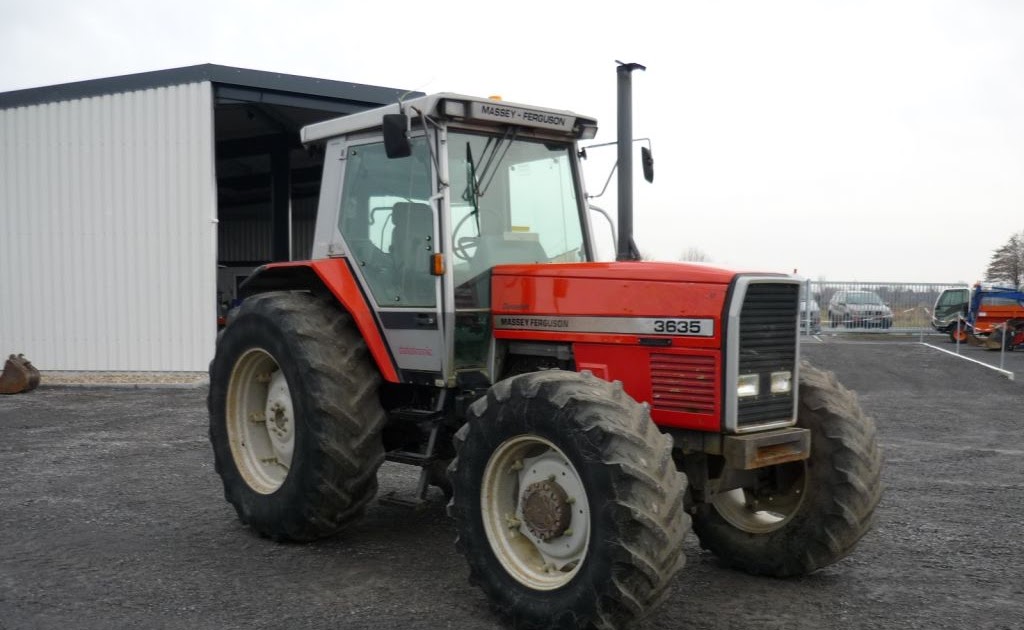 TRACTOR Massey Ferguson second hand de vanzare tracotare massey