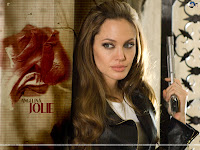 Angelina Jolie's Domestic partner is bard pett.