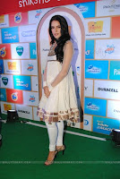 Neha Dhupia and Minissha Lamba at P&G Shiksha event closure pictures & Video