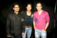 Golmaal 3 Cast on the sets of Kaun Banega Crorepati 4