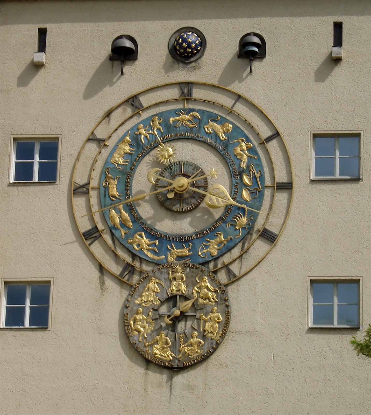 [Deutsches+Museum+-+Clock+2.JPG]