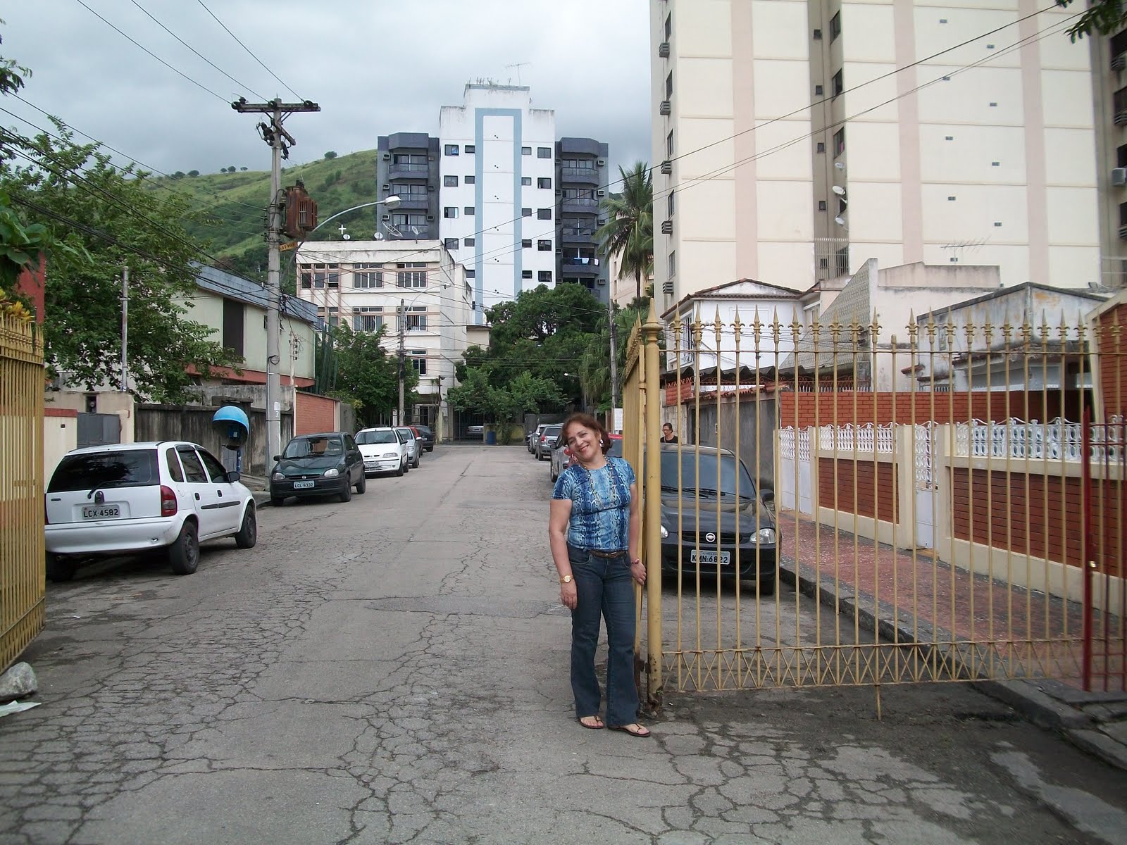 [100_0511.JPG]
