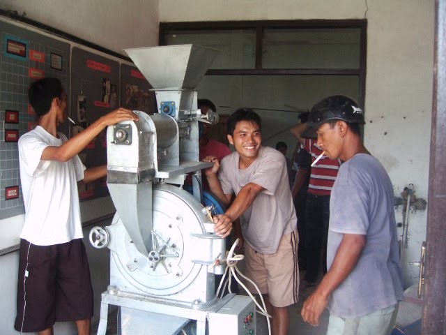 Mesin Makanan Ikan