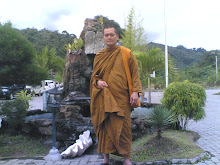 Gambar bhante candasilo