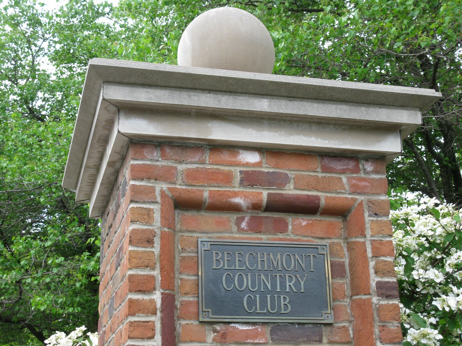 Senior Project Gray Group 2010 Beechmont Country Club