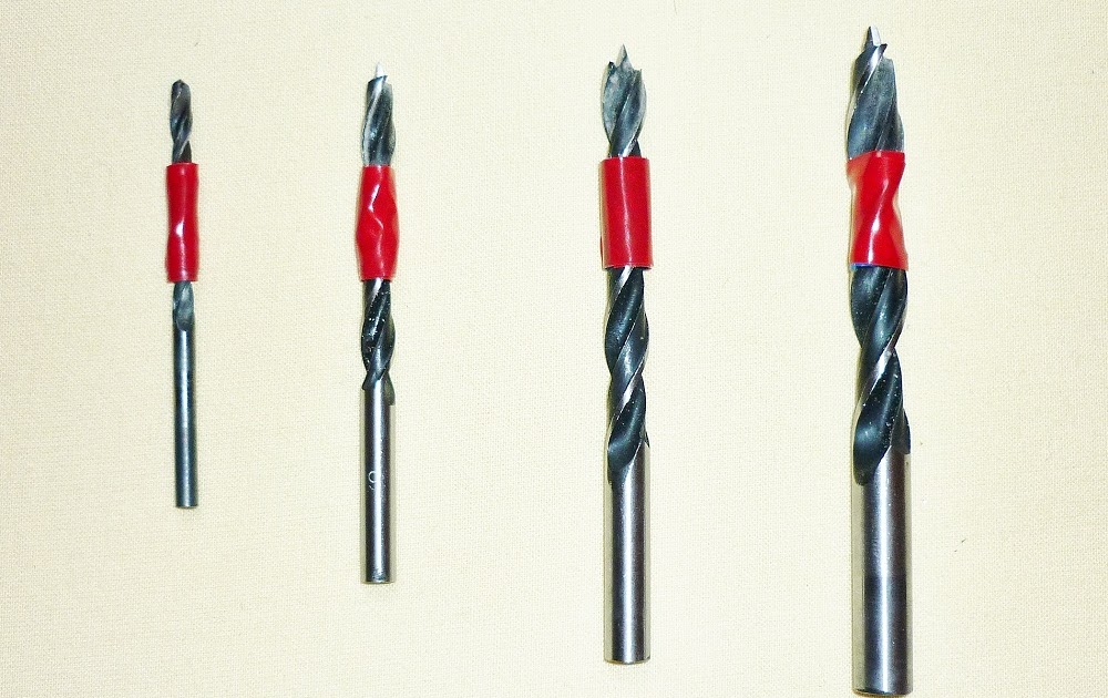 rock blues guitarist How to install a guitar bridge and how to angle