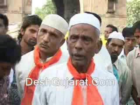 Gujarat minority tops development Gujarat minority tops development