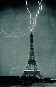 Eiffel Tower Lightning Strike Picture on Lightning Strikes The Eiffel Tower In 1902