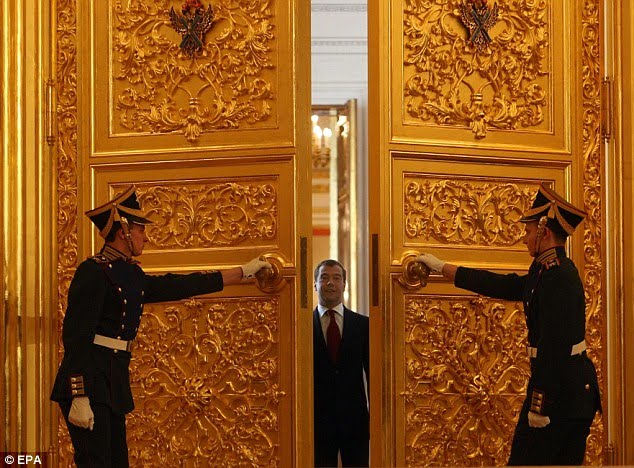 [p+door.htm]
