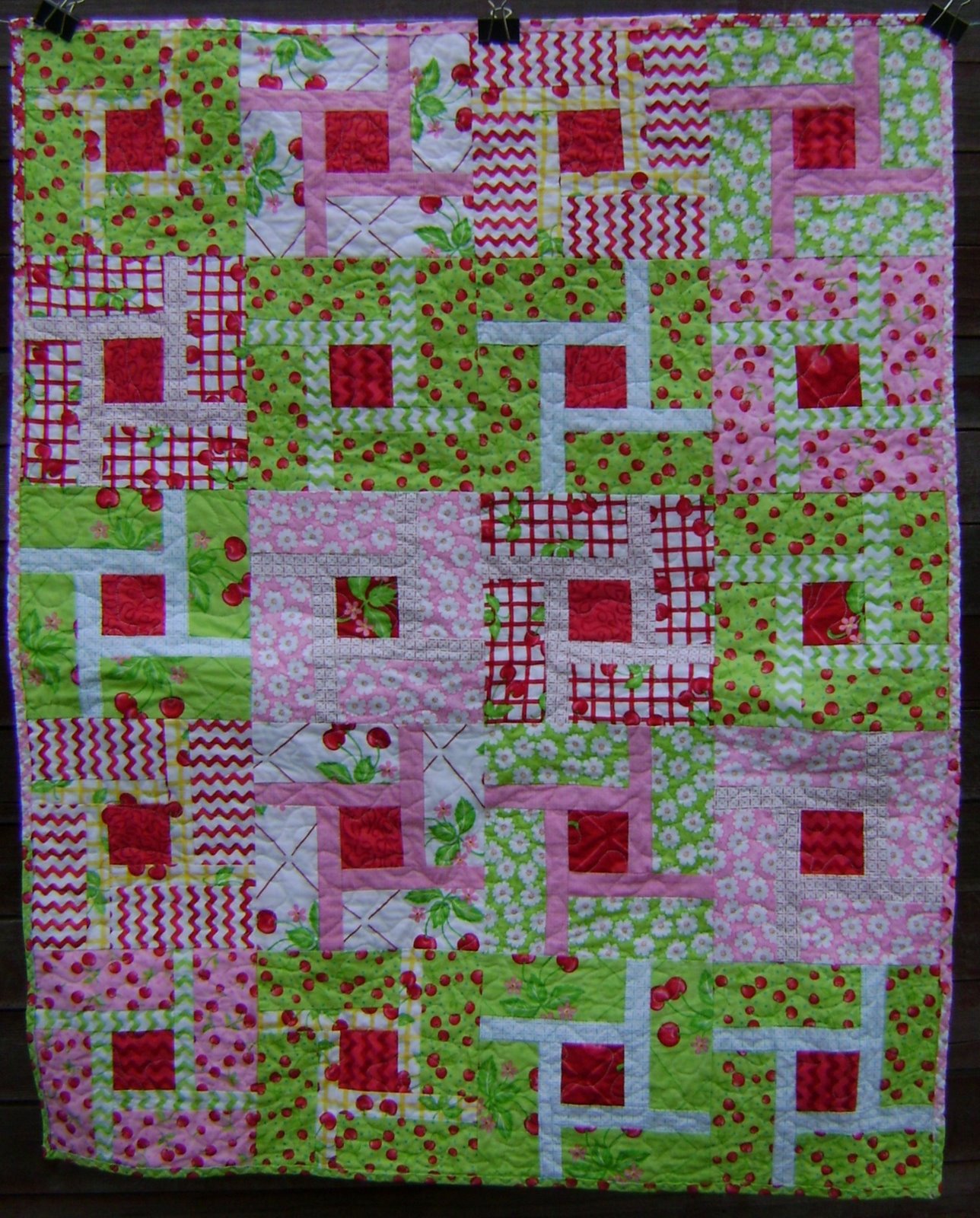 [Strip+Twist+Pink+and+Green+Finished+Front.jpg]