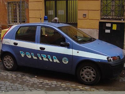 [Italy+Police+Car+2.jpg]
