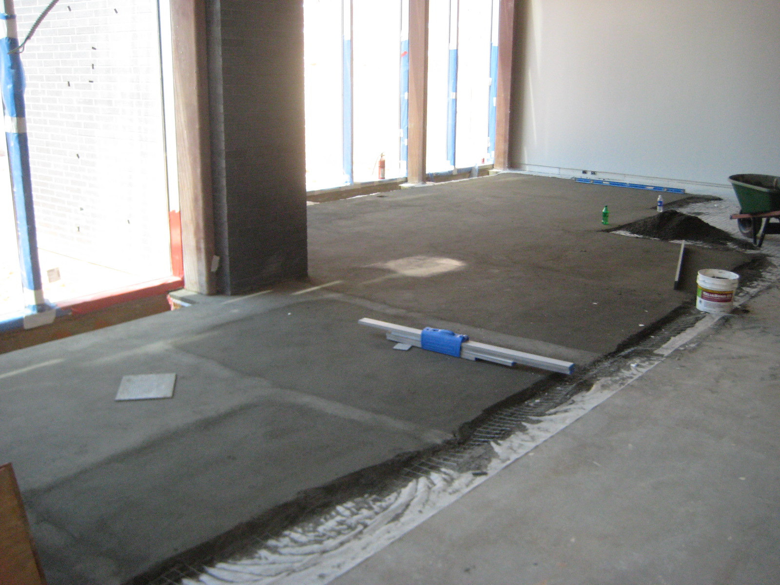 Holbrook's Trunk May 2010