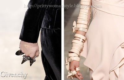 Givenchy ring