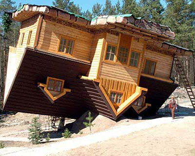 Upside%2Bdown%2Bhouse.jpg