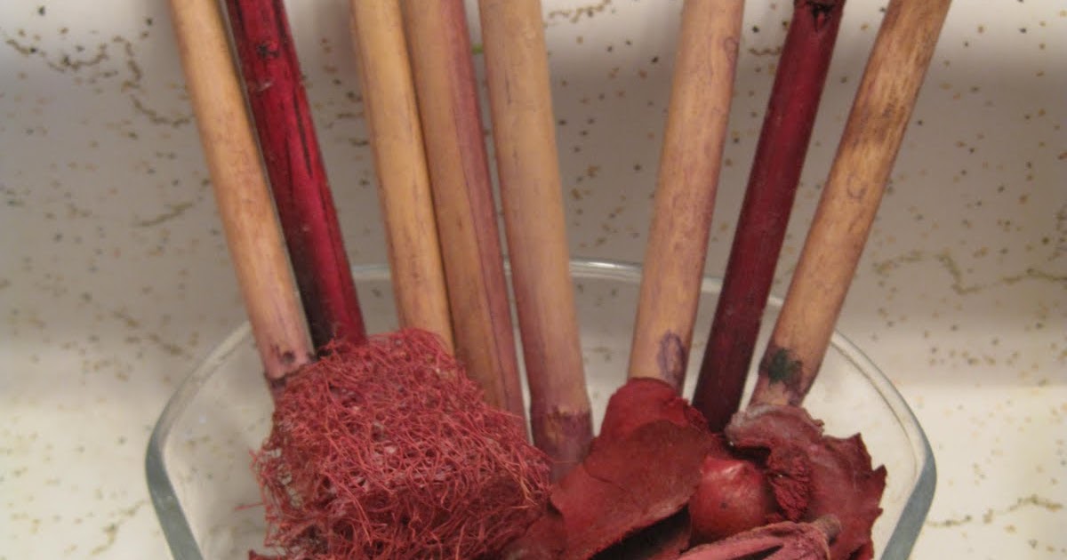 *The Handcrafted Life* Potpourri Bathroom Wall Decor