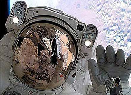 [nosso+astronauta.bmp]