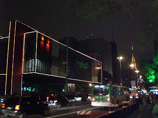 O Natal na Avenida Paulista, em São Paulo, está tudo-de-bom. As empresas fizeram o trabalho direitinho! 