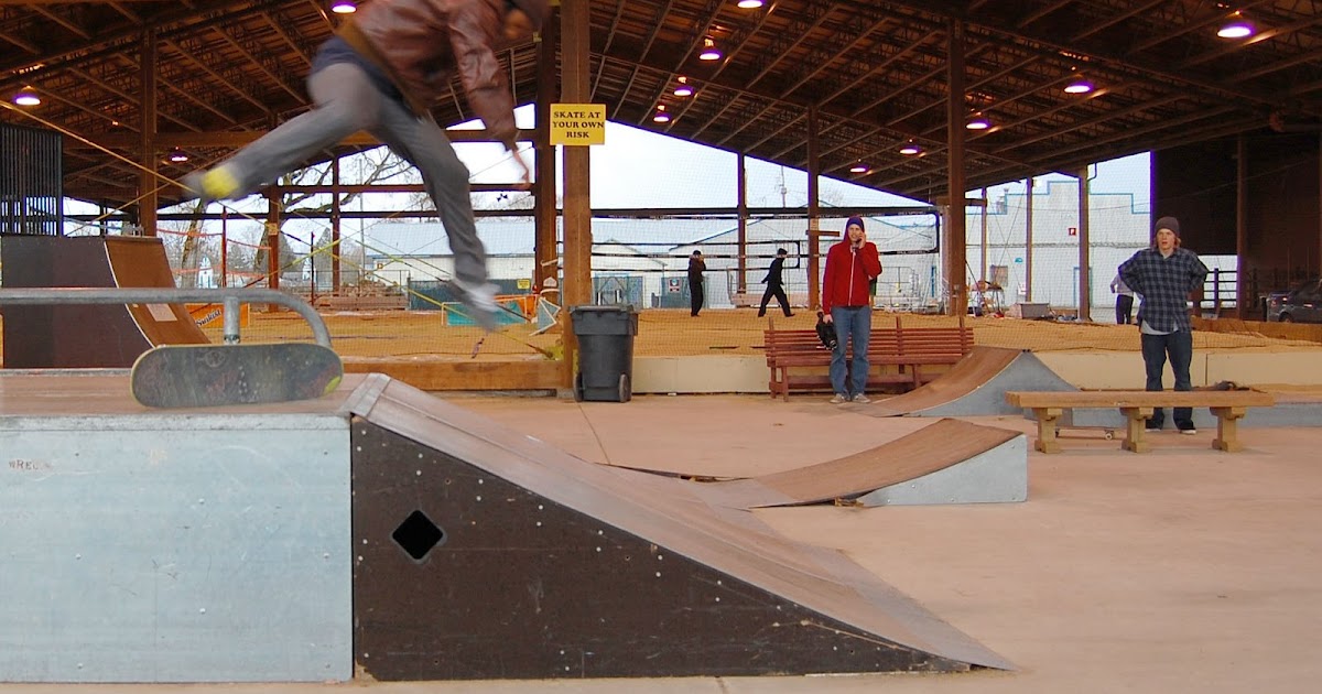 Salem, Oregon Daily Photo Diary Skate at Your Own Risk