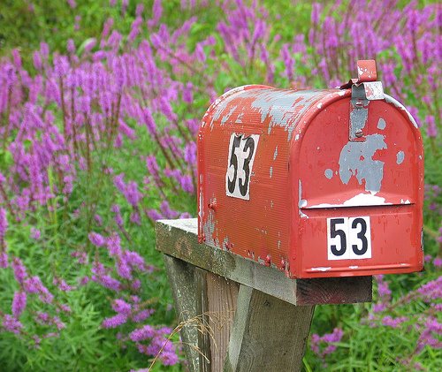 [mailbox.jpg]