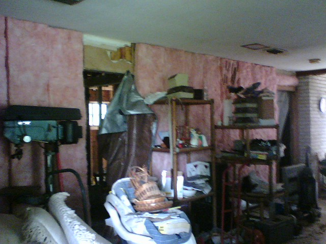 [John+living+room.jpg]
