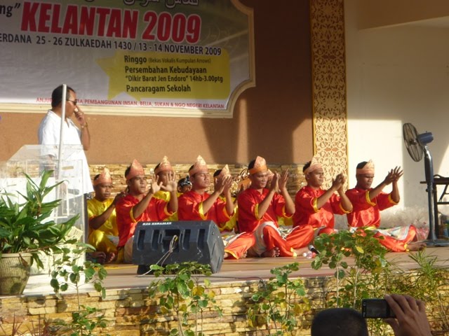 [P1020775.JPG]