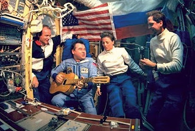 Guitar on the ISS