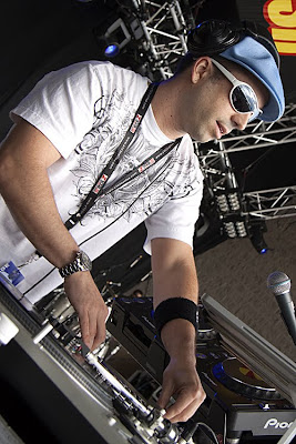 Sarah DeVenne Photography DJ Trixxx