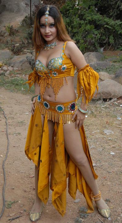 http://4.bp.blogspot.com/_KFpt7pcZGQY/Su7DgqSF51I/AAAAAAAALZ0/t099QMJkvhg/s1600/anu_vaishnavi_hot1.jpg