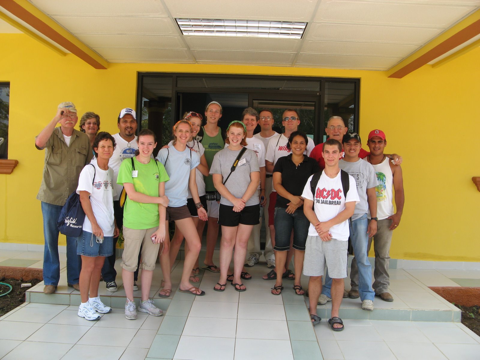 [beth's+6-14+hospital.jpg]