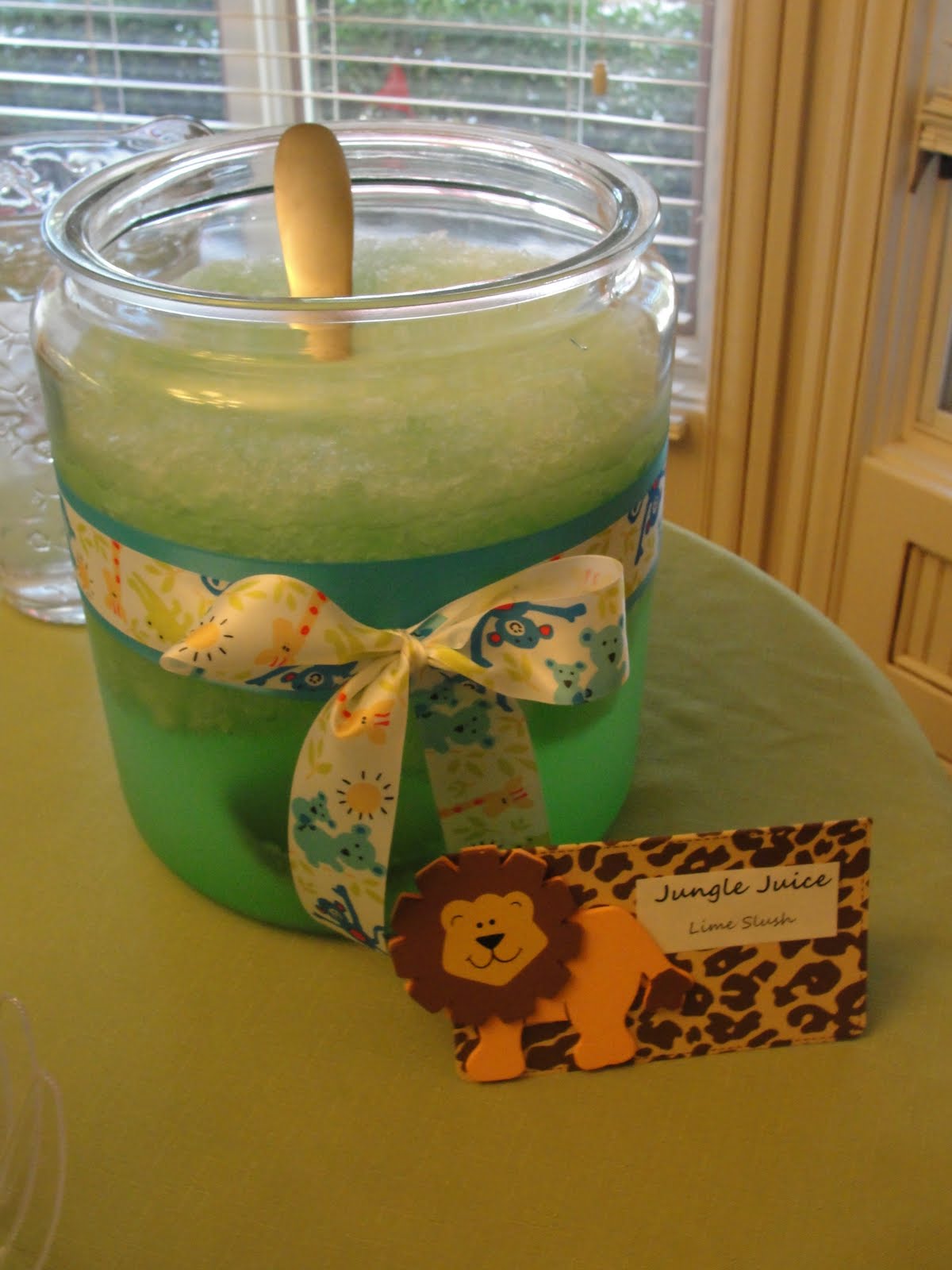 Small and Simple Things It's a jungle out there...baby shower )