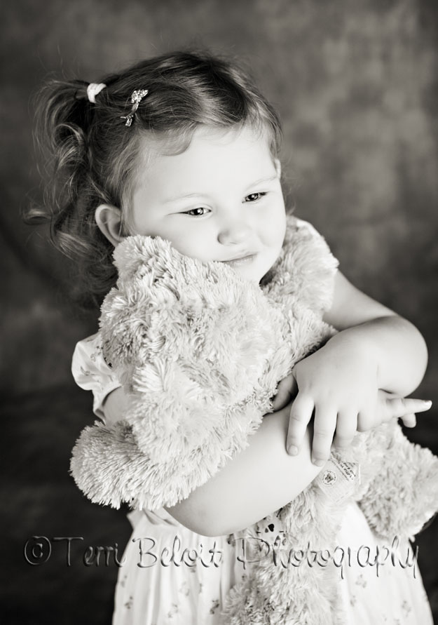 [km_086_bw_web.jpg]