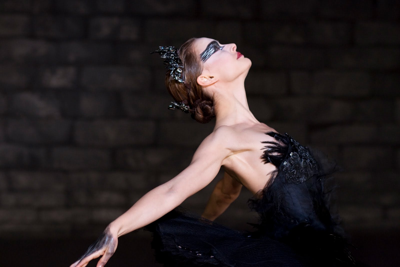 http://4.bp.blogspot.com/_KKwdXYHThws/TTMx0uG4SPI/AAAAAAAALlU/faRdaBZtWGg/s1600/Black-Swan-natalie-portman-17392128-2560-1707.jpg