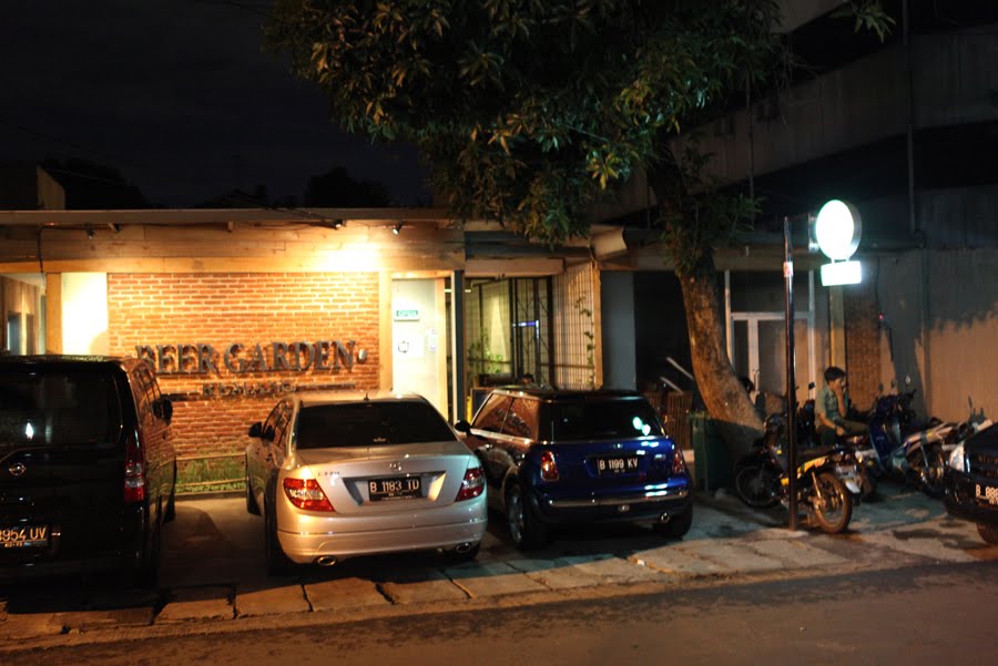 Beer Garden Menteng