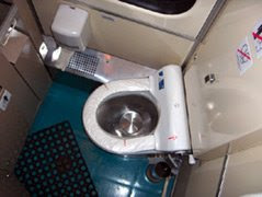 DO NOT put your hand in here