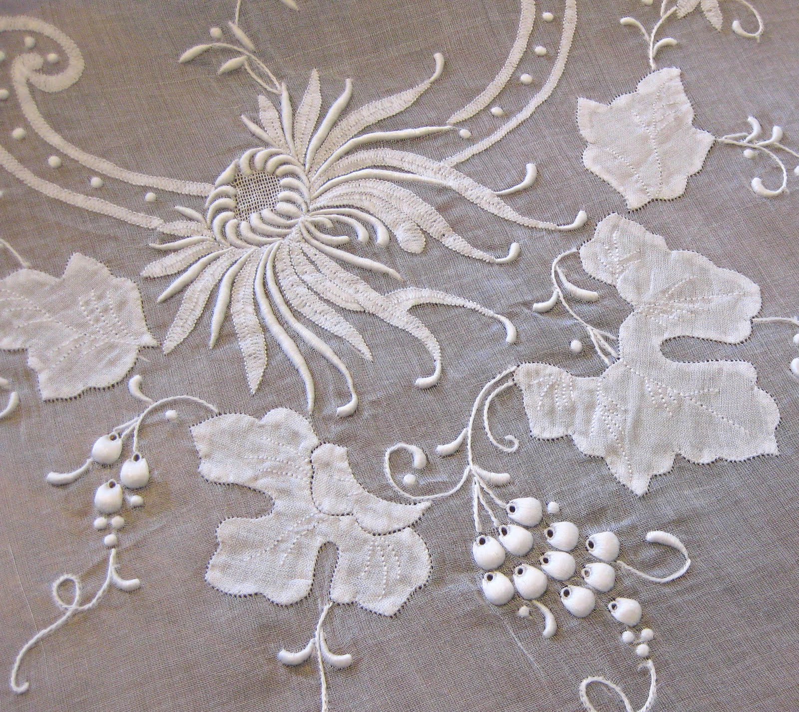  Cider Antiques Madeira Table Linens and Italian Lace